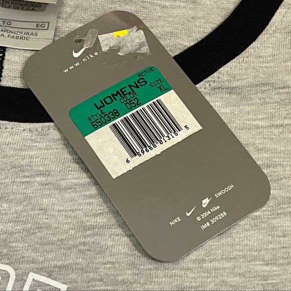 NWT Nike Vintage 3/4 Sleeve Shirt - Picture 11 of 12